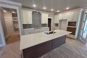 131 Maney Dr, Statham, GA 30666 - Photo 3