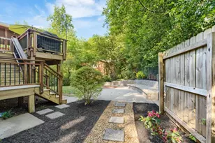 3848 Carlton Dr, Atlanta, GA 30341 - Photo 35