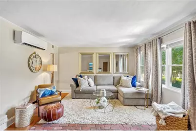 284 Lakemoore Drive NE #B, Atlanta, GA 30342 - Photo 5