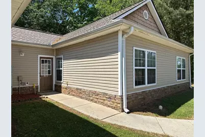 281 Northwinds Boulevard #B3, Carrollton, GA 30117 - Photo 1