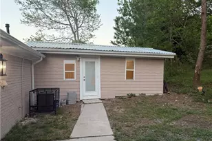 1627 Ridgeview Dr NW, Conyers, GA 30012 - Photo 3