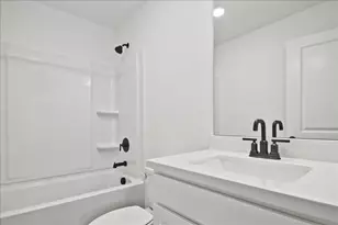 542 Feldspar Way, Lawrenceville, GA 30043 - Photo 31