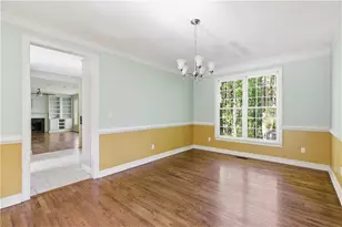 3322 Hunters Hill Dr, Lithonia, GA 30038 - Photo 9