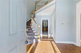 3322 Hunters Hill Dr, Lithonia, GA 30038 - Photo 5