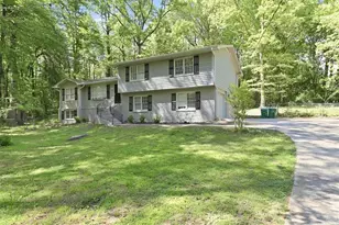 737 Mountainbrooke Circle, Stone Mountain, GA 30087 - Photo 3