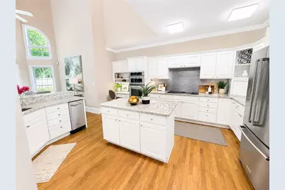 1346 Waterford Green Close NE, Marietta, GA 30068 - Photo 15