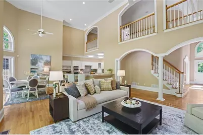1346 Waterford Green Close NE, Marietta, GA 30068 - Photo 11