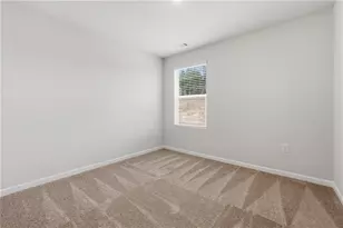 210 Norchester Ave, Hogansville, GA 30230 - Photo 17