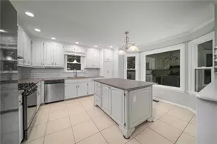 111 Allatoona Dr, Woodstock, GA 30189 - Photo 5