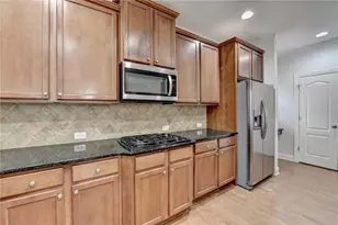2723 Ivy Bluff Ct, Buford, GA 30519 - Photo 31
