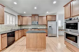 2723 Ivy Bluff Ct, Buford, GA 30519 - Photo 29
