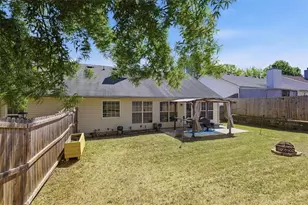 2818 Hillvale Cove Way, Lithonia, GA 30058 - Photo 37