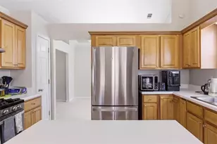 2818 Hillvale Cove Way, Lithonia, GA 30058 - Photo 13