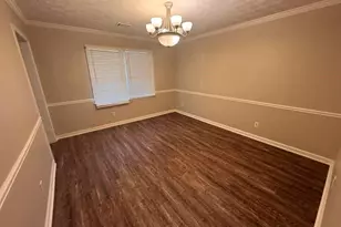 348 Freshman Dr, Lawrenceville, GA 30044 - Photo 5