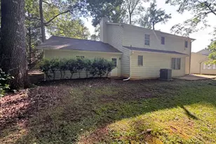348 Freshman Dr, Lawrenceville, GA 30044 - Photo 25