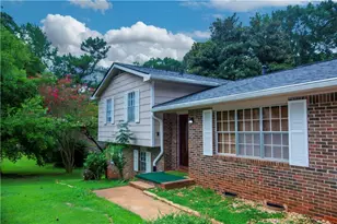 5856 Oakleaf Dr, Stone Mountain, GA 30087 - Photo 21