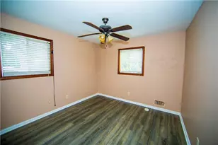 5856 Oakleaf Dr, Stone Mountain, GA 30087 - Photo 11