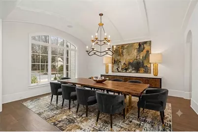 3758 Vermont Road NE, Atlanta, GA 30319 - Photo 5