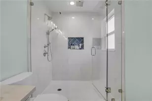 3873 Chamblee Dunwoody Rd, Atlanta, GA 30341 - Photo 23