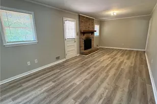 5594 Laurel Ln NW, Lilburn, GA 30047 - Photo 5