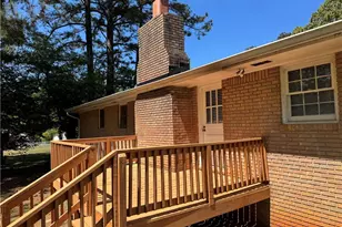 5594 Laurel Ln NW, Lilburn, GA 30047 - Photo 31