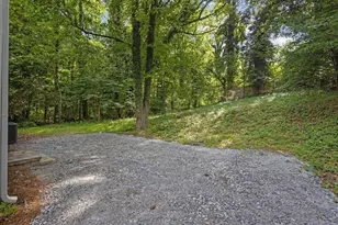1080 Westmont Rd SW, Atlanta, GA 30311 - Photo 7