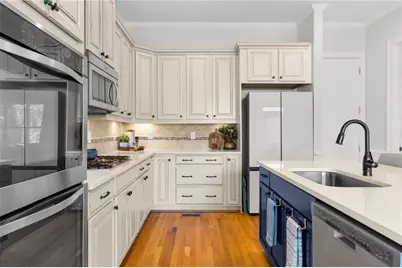 910 Acadiana Drive, Atlanta, GA 30328 - Photo 15