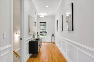 910 Acadiana Dr, Sandy Springs, GA 30328 - Photo 3