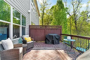910 Acadiana Dr, Sandy Springs, GA 30328 - Photo 21
