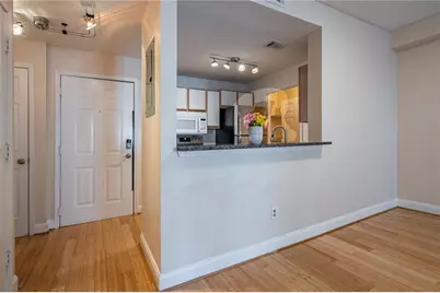 1074 Peachtree Walk NE #B418, Atlanta, GA 30309 - Photo 13