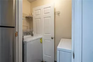 1074 Peachtree Walk NE, Atlanta, GA 30309 - Photo 5