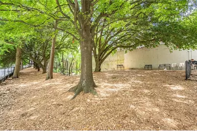 1074 Peachtree Walk NE #B418, Atlanta, GA 30309 - Photo 35