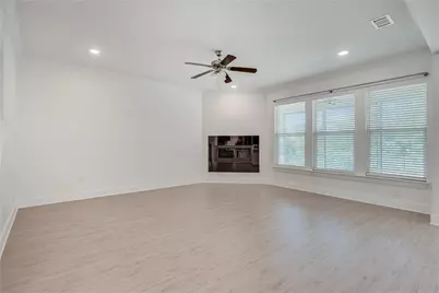 6809 Benjamin Drive, Flowery Branch, GA 30542 - Photo 29