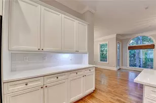 260 Lake Summit View, Atlanta, GA 30342 - Photo 11