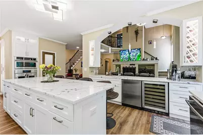 2436 Fontainebleau Drive, Dunwoody, GA 30360 - Photo 13