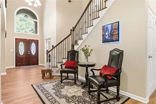 2436 Fontainebleau Dr, Dunwoody, GA 30360 - Photo 5