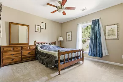 2436 Fontainebleau Drive, Dunwoody, GA 30360 - Photo 33