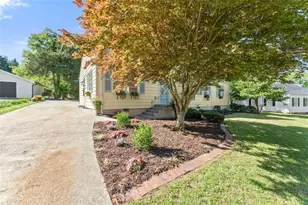 1317 NW North Enota Ave NW, Gainesville, GA 30501 - Photo 21