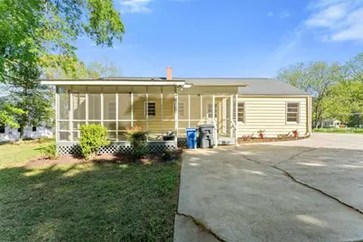 1317 NW North Enota Avenue NW, Gainesville, GA 30501 - Photo 7