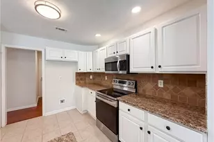 335 Hunters Glen, Fayetteville, GA 30215 - Photo 15