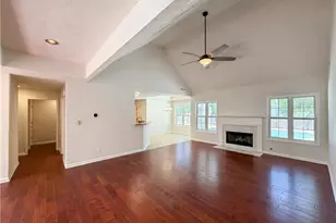 335 Hunters Glen, Fayetteville, GA 30215 - Photo 3