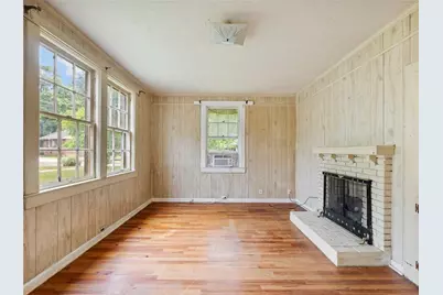 22 C Avenue, Gainesville, GA 30504 - Photo 3