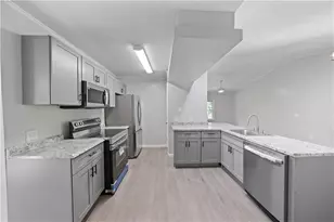 667 Alcovy Forest Dr, Lawrenceville, GA 30045 - Photo 9