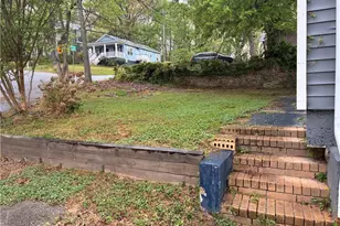 2387 St James Dr NW, Atlanta, GA 30318 - Photo 3