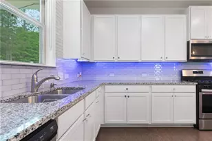 173 Pebble Pond Dr, Lilburn, GA 30047 - Photo 17
