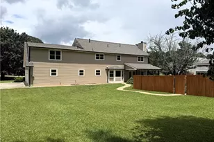 910 Kite Lake Trail, Fayetteville, GA 30214 - Photo 3