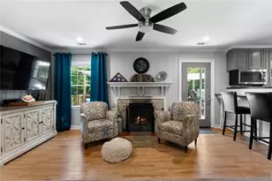10 Davis St, Cartersville, GA 30120 - Photo 9