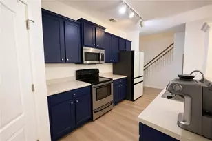 546 Woodland Park Terrace, Lawrenceville, GA 30043 - Photo 7
