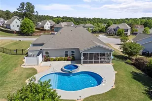 2216 Blackberry Ct, Monroe, GA 30656 - Photo 7