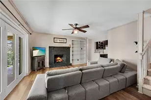6275 Woodlake Dr, Buford, GA 30518 - Photo 33